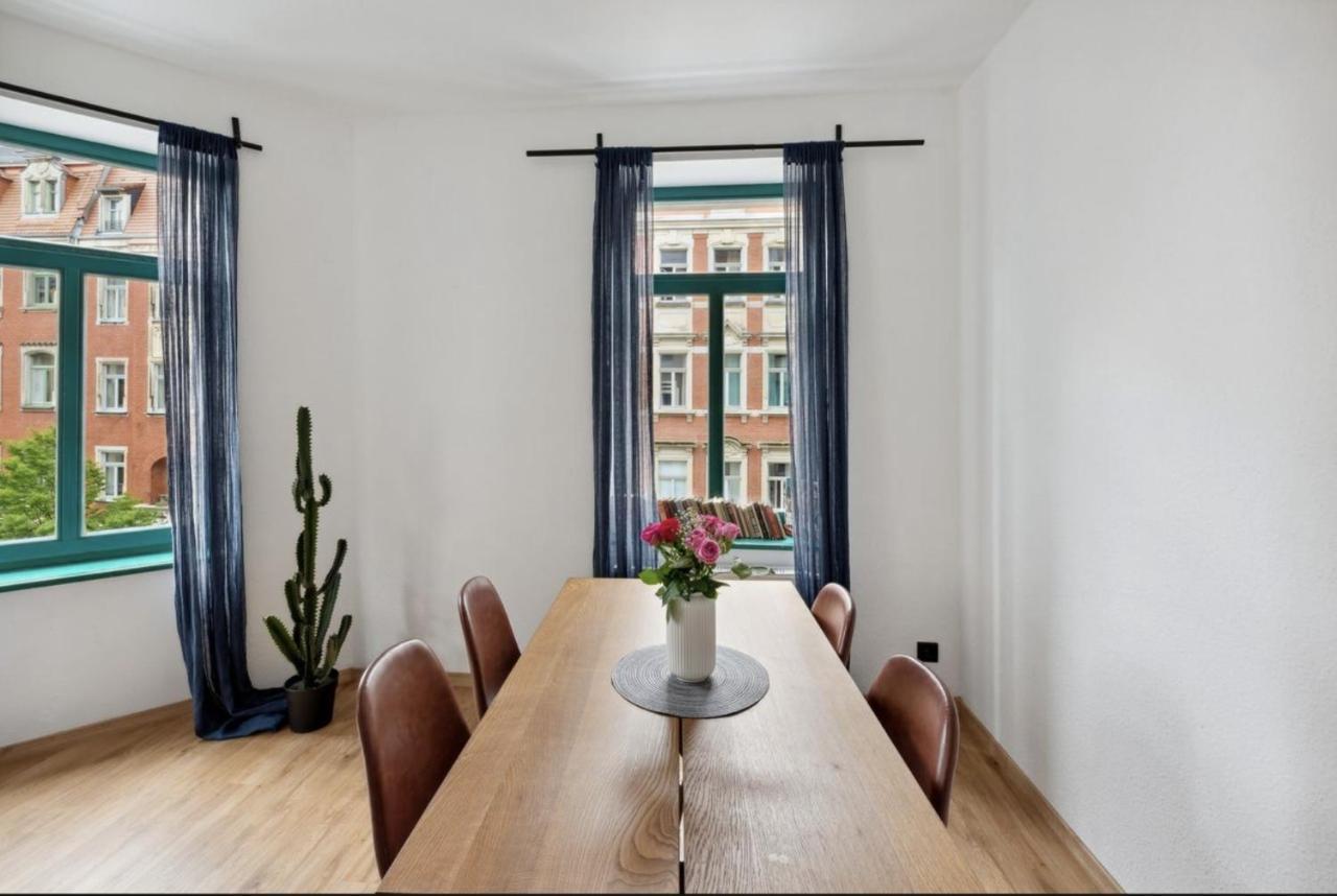 B Our Guest At New Vintage Chic Apartment Dresden Exterior photo